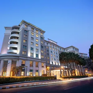 5* Hotel Parkroyal